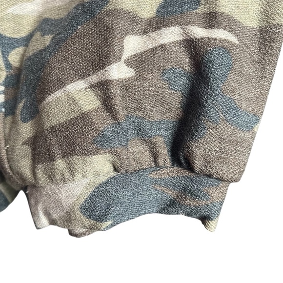 Bellanblue~ Camo Romper - Picture 5 of 6